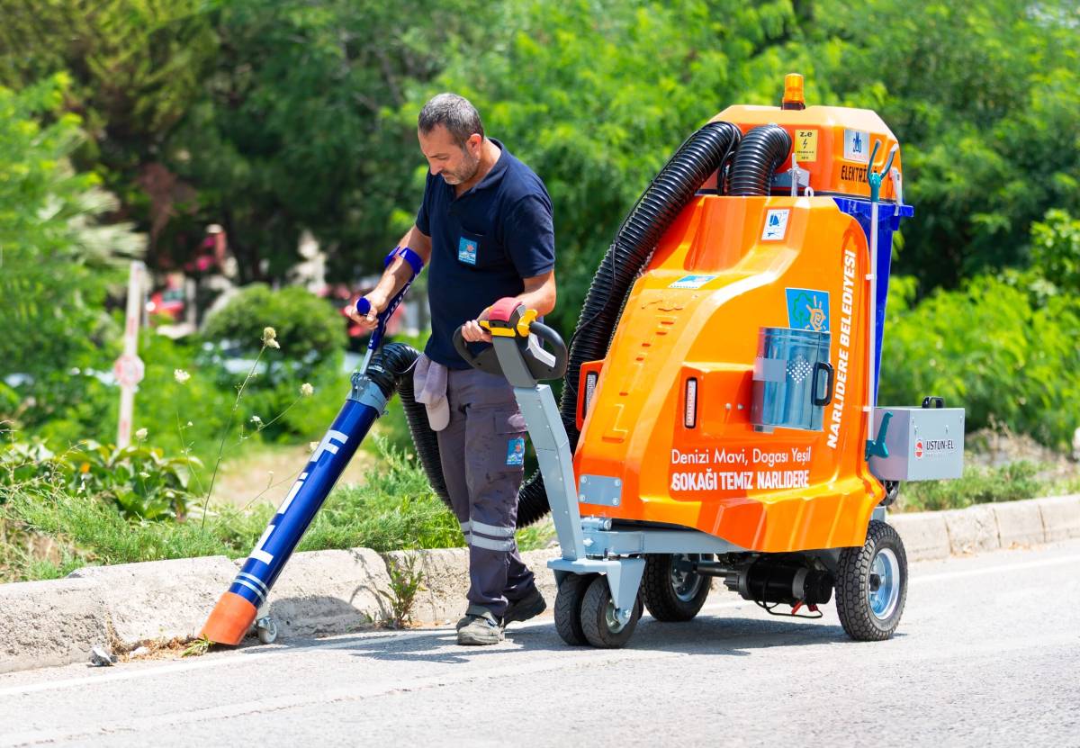 Narlıdere'nin sokaklarında artık filler geziyor