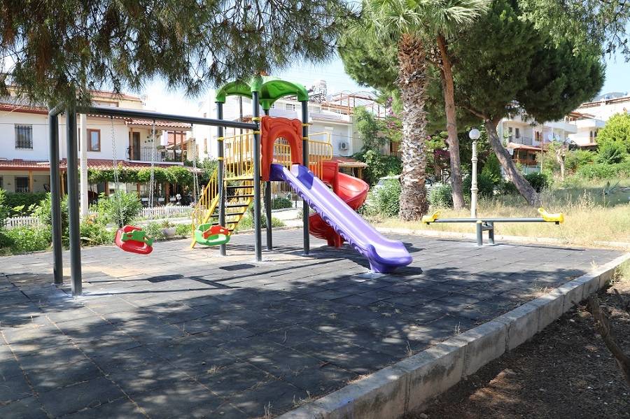 Menderes Sahillerinde Park Seferberliği