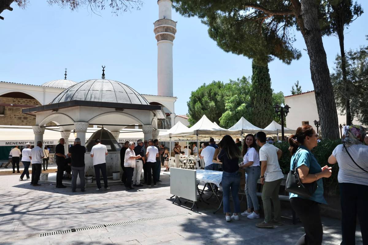 Merhum Başkan Şahin dualarla anıldı